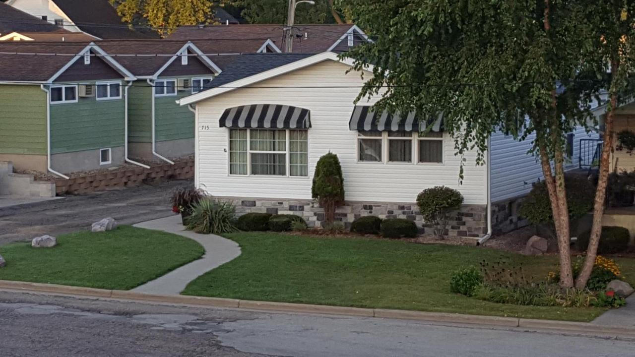 Black Hawk Motel & Suites Wisconsin Dells Εξωτερικό φωτογραφία