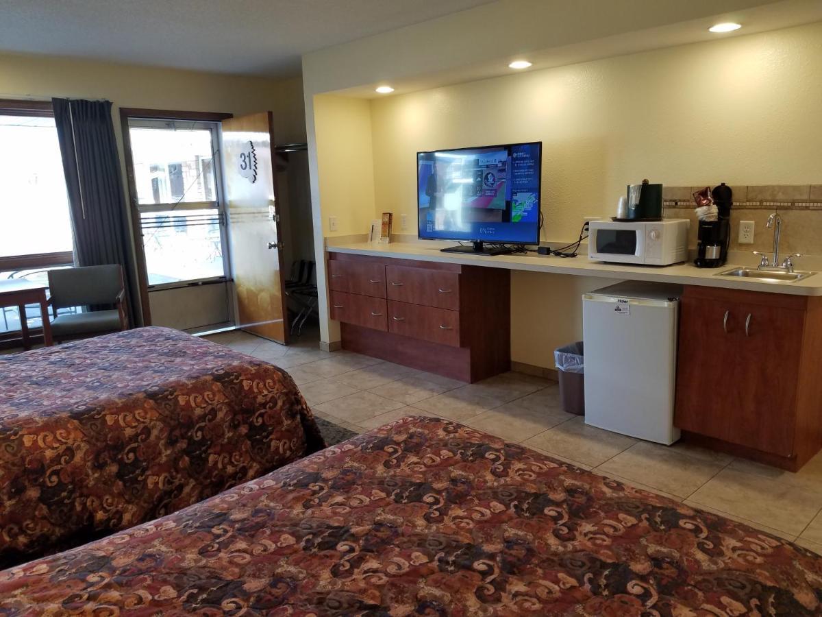 Black Hawk Motel & Suites Wisconsin Dells Εξωτερικό φωτογραφία