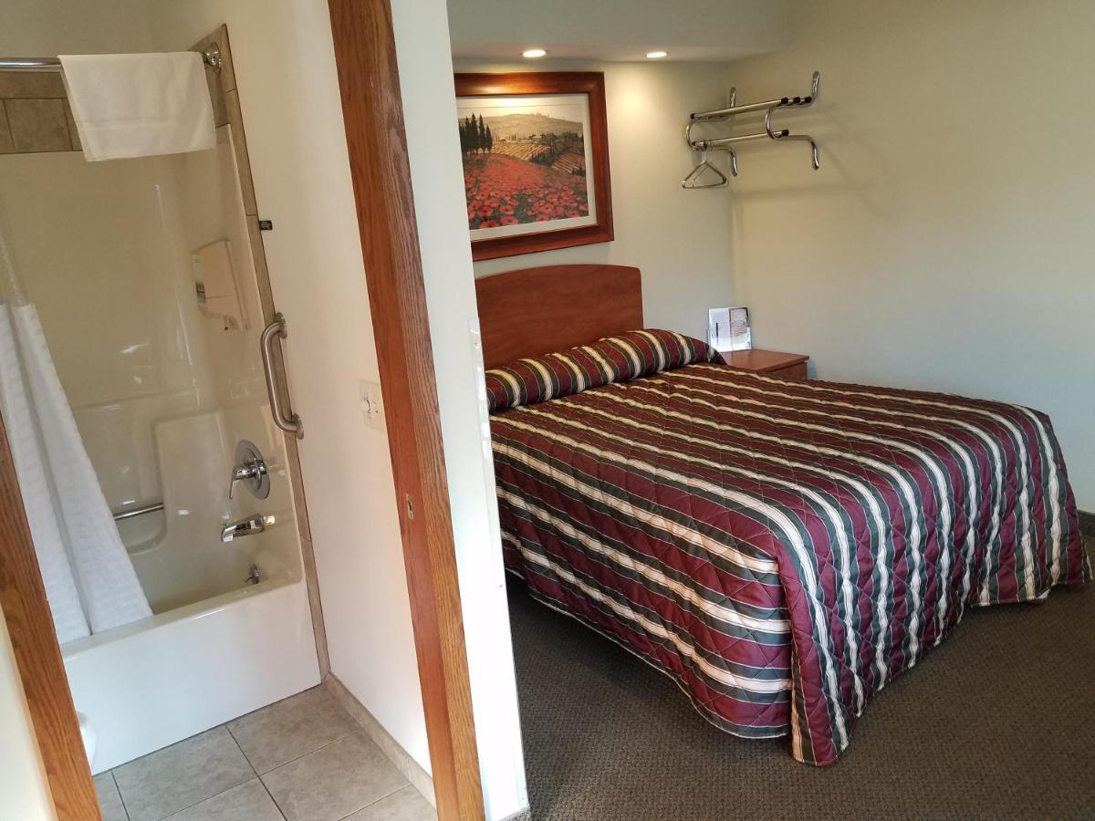 Black Hawk Motel & Suites Wisconsin Dells Εξωτερικό φωτογραφία