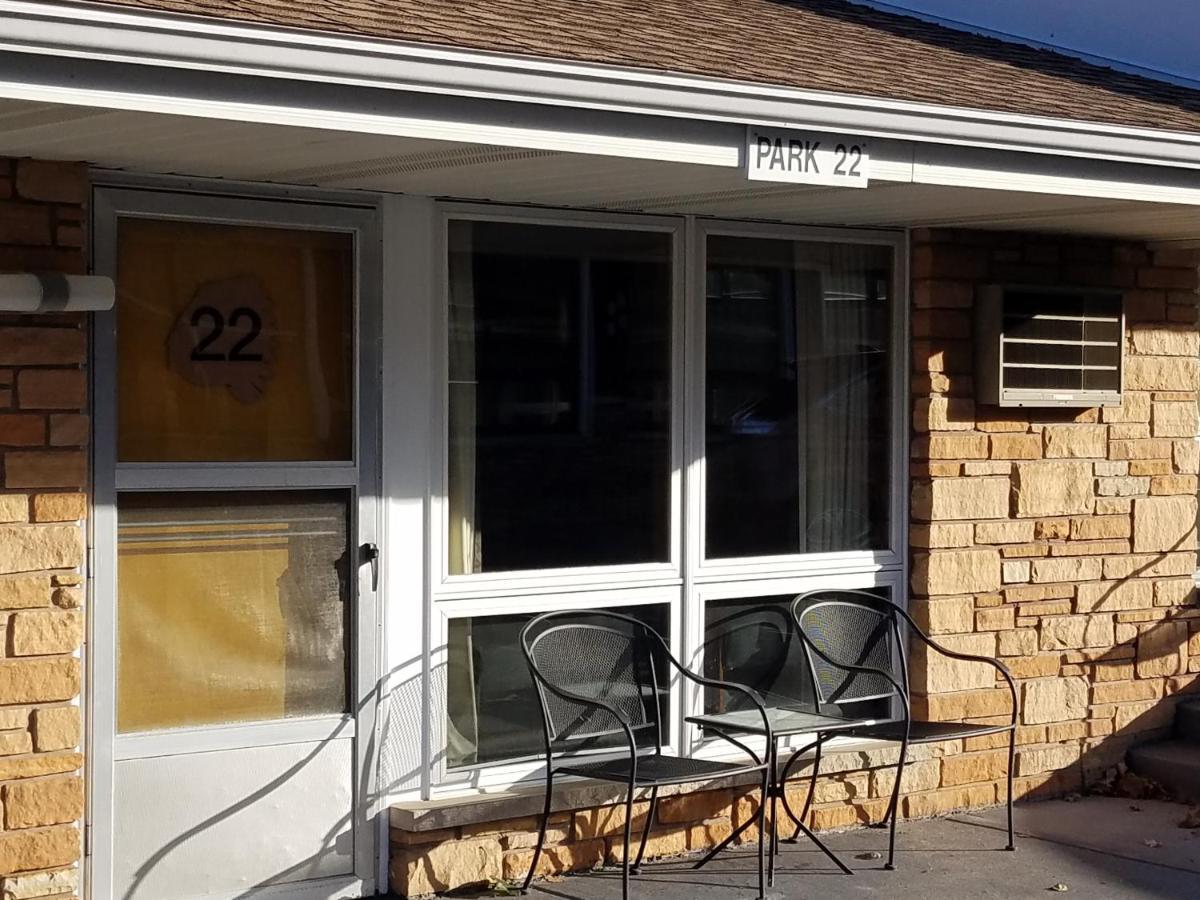 Black Hawk Motel & Suites Wisconsin Dells Εξωτερικό φωτογραφία