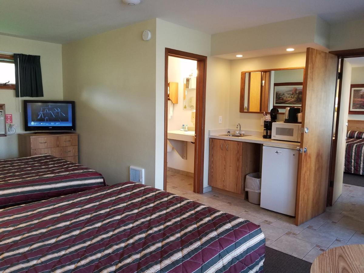 Black Hawk Motel & Suites Wisconsin Dells Εξωτερικό φωτογραφία