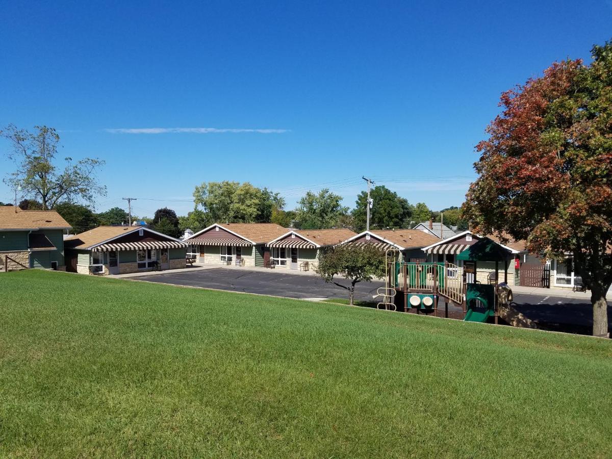 Black Hawk Motel & Suites Wisconsin Dells Εξωτερικό φωτογραφία