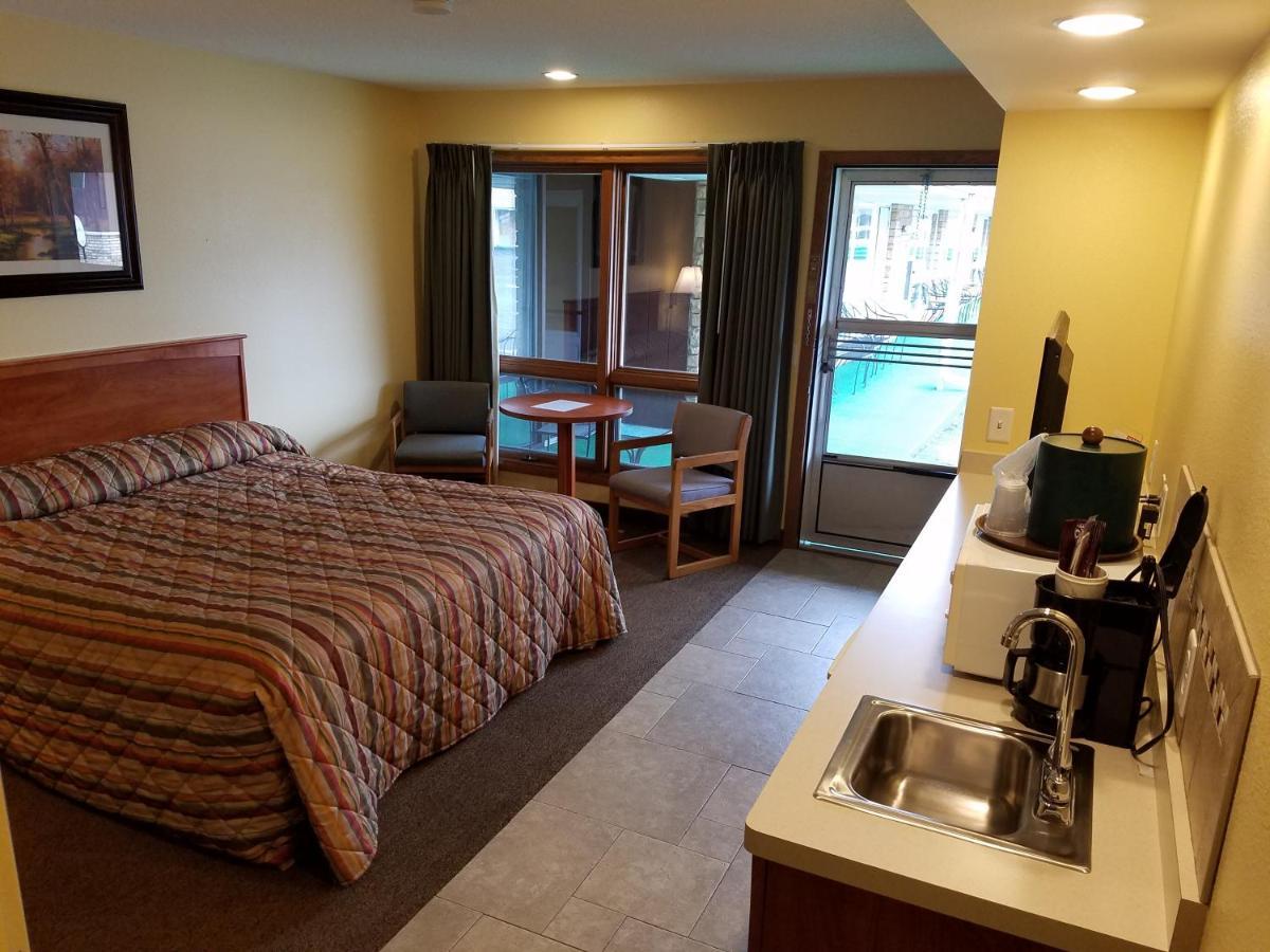 Black Hawk Motel & Suites Wisconsin Dells Εξωτερικό φωτογραφία