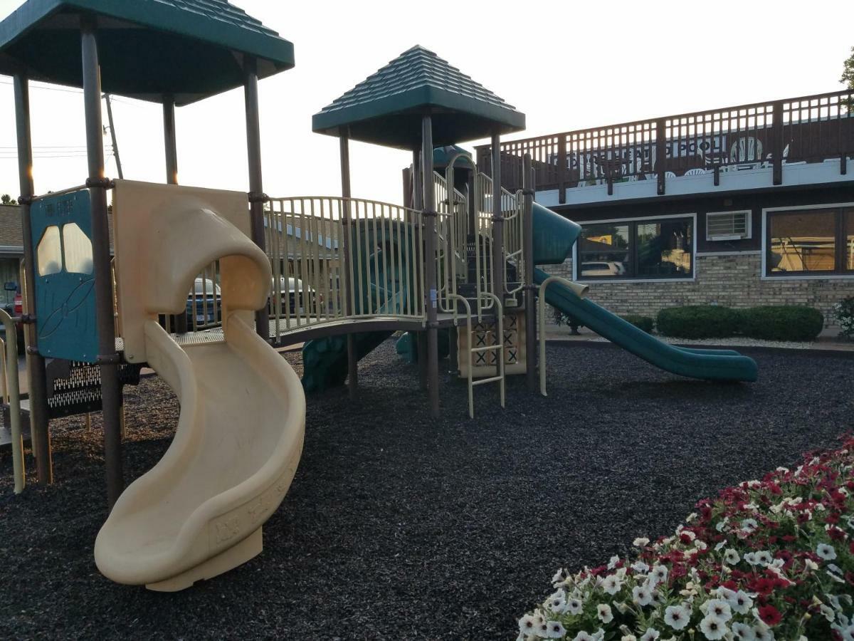Black Hawk Motel & Suites Wisconsin Dells Εξωτερικό φωτογραφία