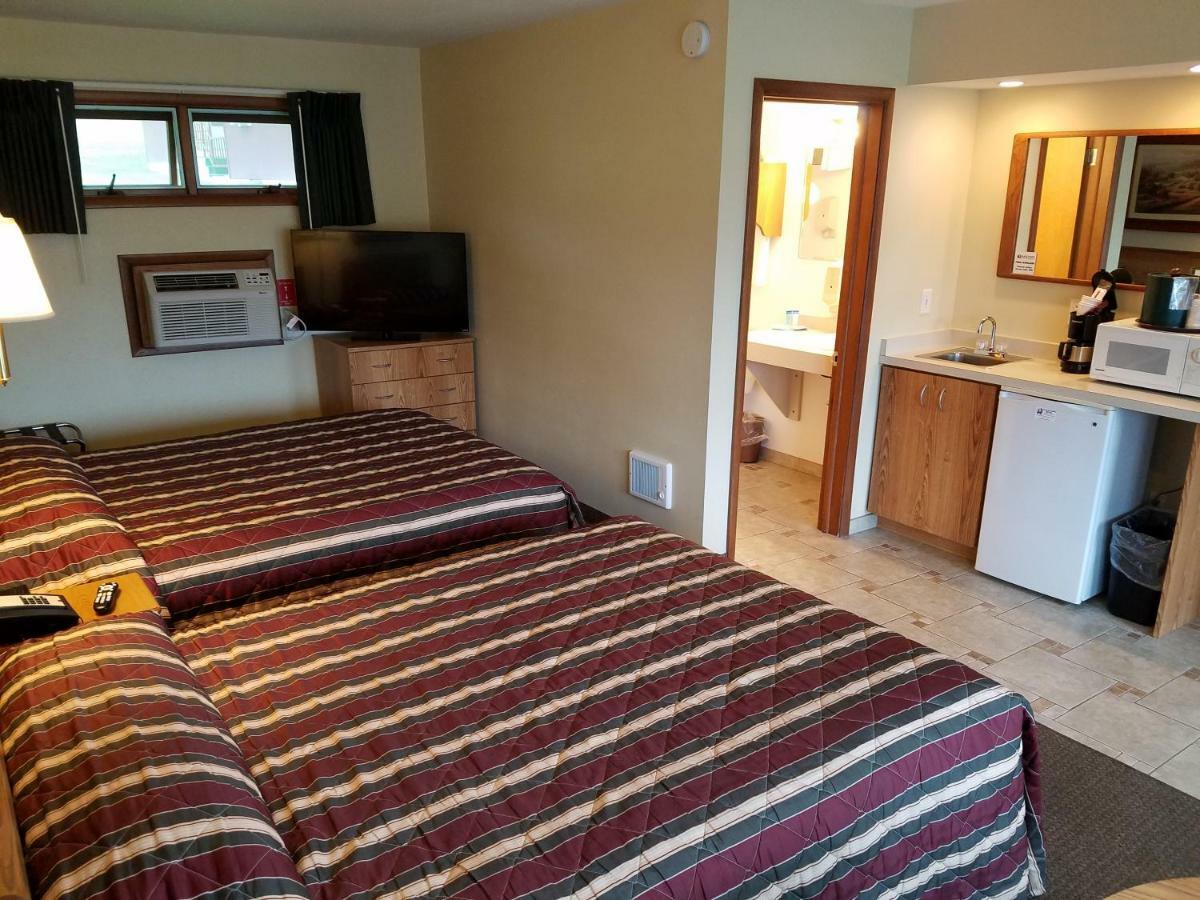 Black Hawk Motel & Suites Wisconsin Dells Εξωτερικό φωτογραφία